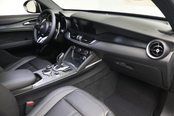 New 2023 Alfa Romeo Stelvio Sprint for sale $54,075 at Alfa Romeo of Greenwich in Greenwich CT 06830 18