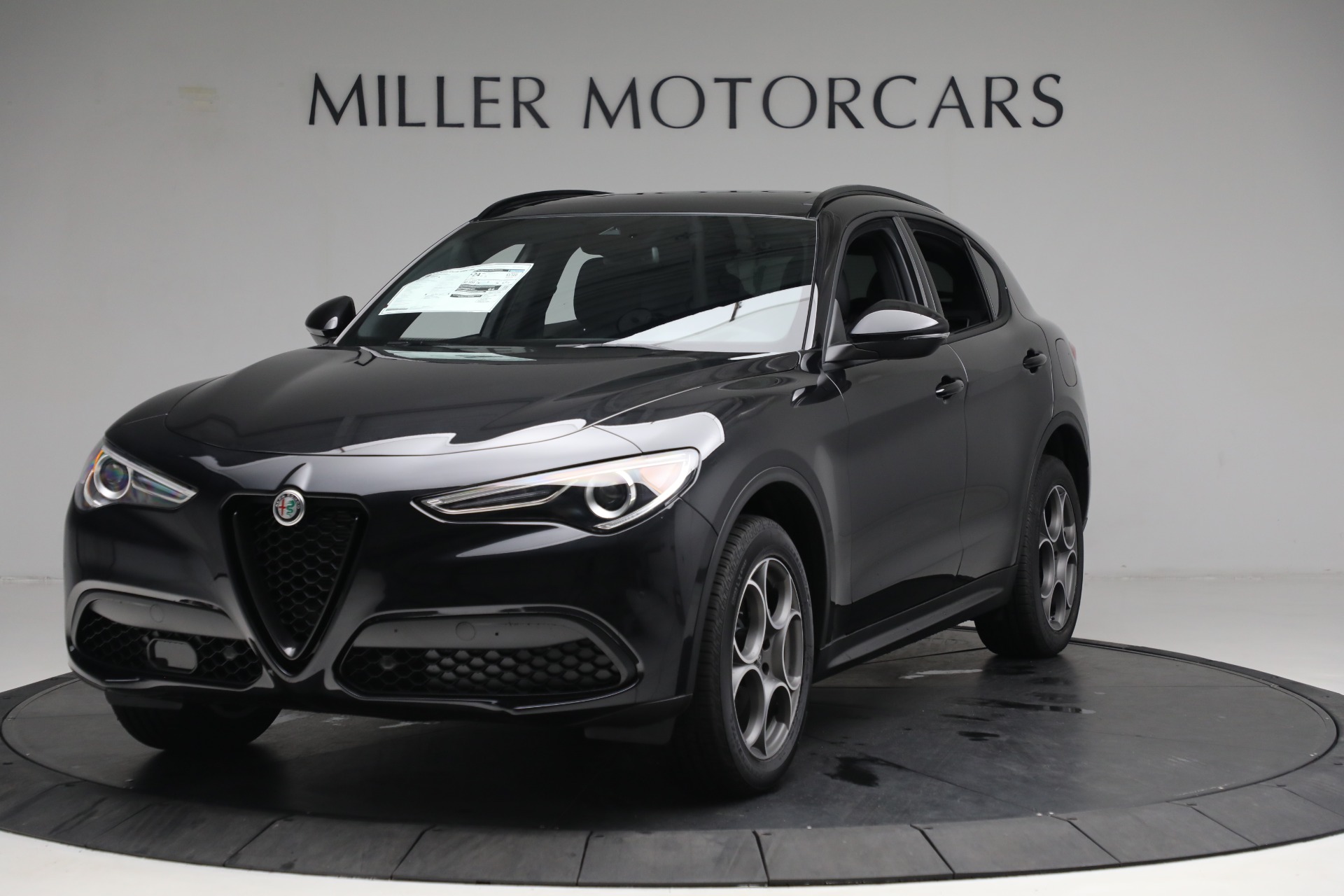 New 2023 Alfa Romeo Stelvio Sprint for sale $54,075 at Alfa Romeo of Greenwich in Greenwich CT 06830 1