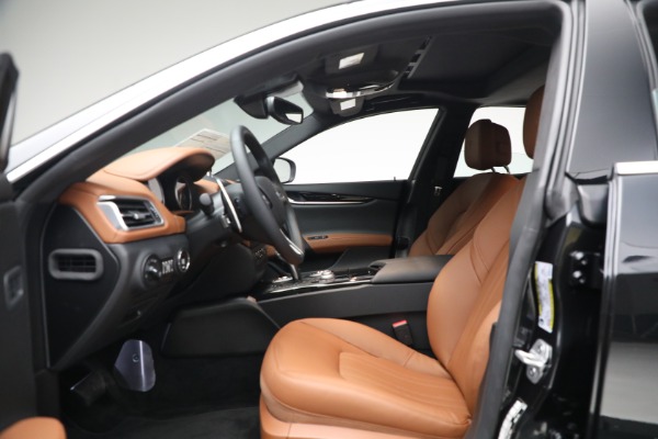 New 2023 Maserati Ghibli Modena Q4 for sale $103,455 at Alfa Romeo of Greenwich in Greenwich CT 06830 13