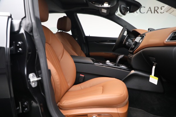 New 2023 Maserati Ghibli Modena Q4 for sale $103,455 at Alfa Romeo of Greenwich in Greenwich CT 06830 14