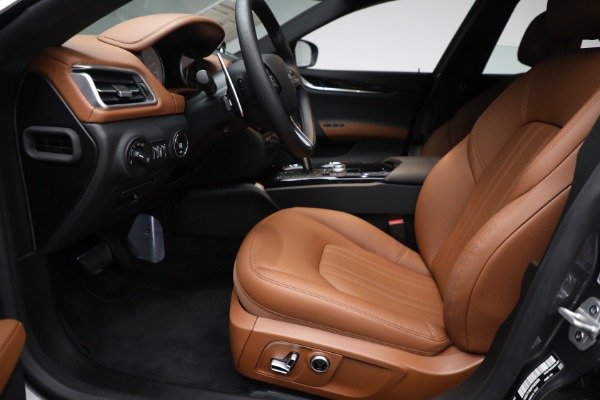 New 2023 Maserati Ghibli Modena Q4 for sale $99,095 at Alfa Romeo of Greenwich in Greenwich CT 06830 15