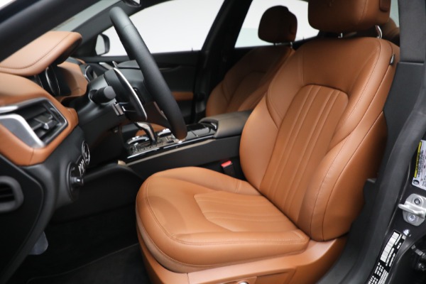 New 2023 Maserati Ghibli Modena Q4 for sale $99,095 at Alfa Romeo of Greenwich in Greenwich CT 06830 16