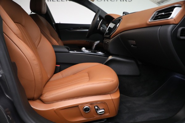 New 2023 Maserati Ghibli Modena Q4 for sale $99,095 at Alfa Romeo of Greenwich in Greenwich CT 06830 23