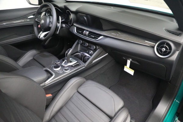 New 2023 Alfa Romeo Stelvio Quadrifoglio for sale $87,460 at Alfa Romeo of Greenwich in Greenwich CT 06830 20