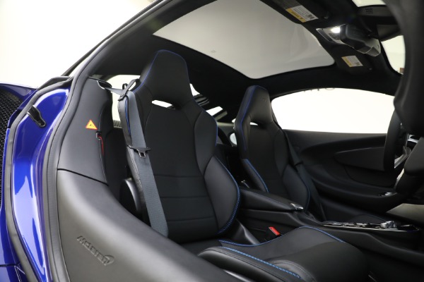 New 2023 McLaren GT Luxe for sale $220,890 at Alfa Romeo of Greenwich in Greenwich CT 06830 23