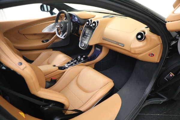 New 2023 McLaren GT Luxe for sale $224,090 at Alfa Romeo of Greenwich in Greenwich CT 06830 27