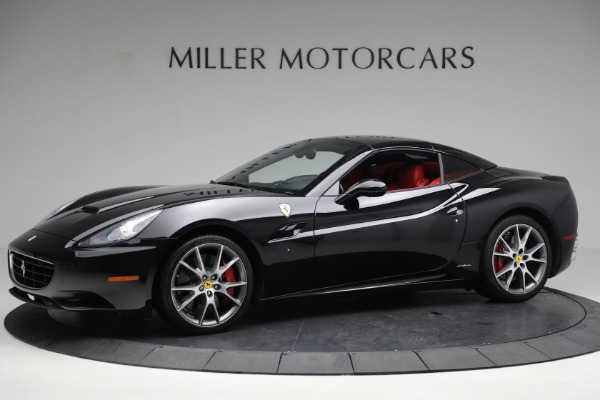 Used 2013 Ferrari California 30 for sale Sold at Alfa Romeo of Greenwich in Greenwich CT 06830 13