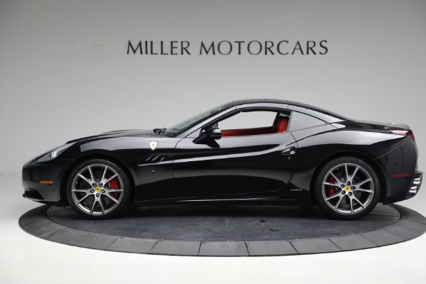 Used 2013 Ferrari California 30 for sale $134,900 at Alfa Romeo of Greenwich in Greenwich CT 06830 14