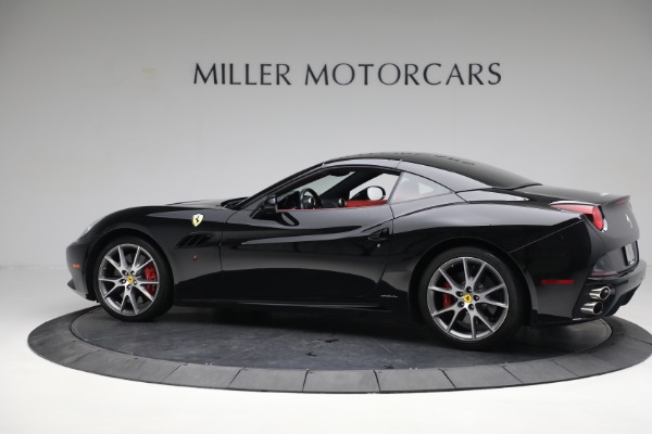 Used 2013 Ferrari California 30 for sale $134,900 at Alfa Romeo of Greenwich in Greenwich CT 06830 15