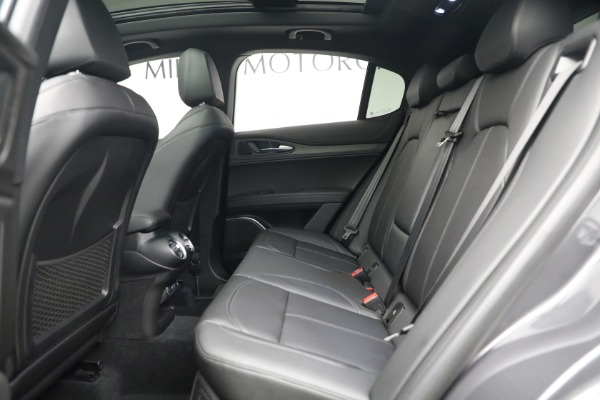 New 2023 Alfa Romeo Stelvio Ti for sale $55,550 at Alfa Romeo of Greenwich in Greenwich CT 06830 15