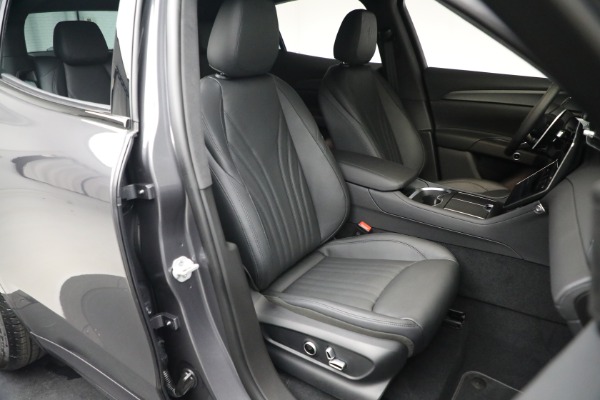 New 2023 Maserati Grecale GT for sale $68,995 at Alfa Romeo of Greenwich in Greenwich CT 06830 13