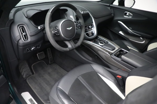 Used 2022 Aston Martin DBX for sale $164,900 at Alfa Romeo of Greenwich in Greenwich CT 06830 13