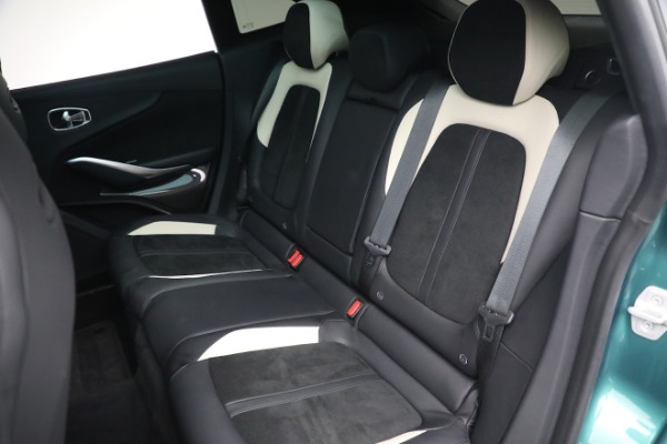 Used 2022 Aston Martin DBX for sale $164,900 at Alfa Romeo of Greenwich in Greenwich CT 06830 25