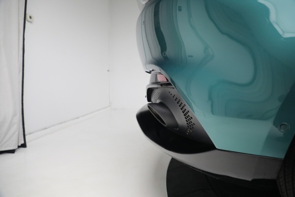 Used 2022 Aston Martin DBX for sale $164,900 at Alfa Romeo of Greenwich in Greenwich CT 06830 27