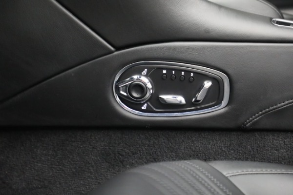 Used 2019 Aston Martin DB11 Volante for sale $141,900 at Alfa Romeo of Greenwich in Greenwich CT 06830 24