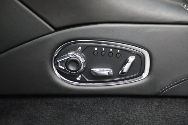 Used 2019 Aston Martin DB11 V8 for sale $124,900 at Alfa Romeo of Greenwich in Greenwich CT 06830 18