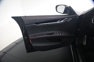 Used 2023 Maserati Ghibli Modena Q4 for sale $58,900 at Alfa Romeo of Greenwich in Greenwich CT 06830 23