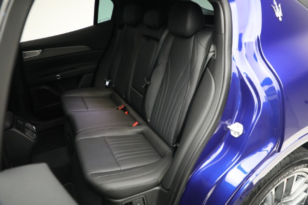 New 2023 Maserati Grecale GT for sale $72,095 at Alfa Romeo of Greenwich in Greenwich CT 06830 17