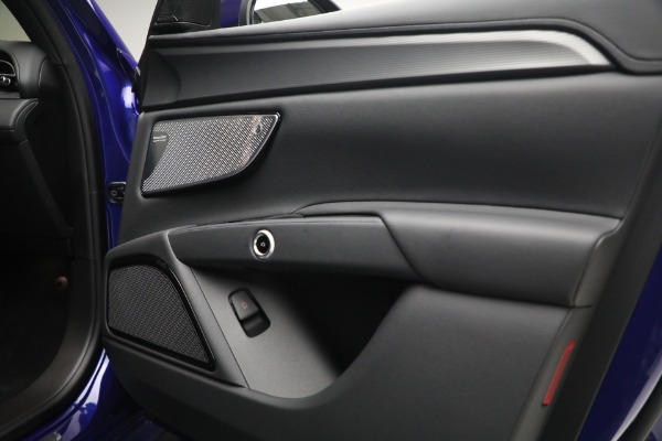 New 2023 Maserati Grecale GT for sale $72,095 at Alfa Romeo of Greenwich in Greenwich CT 06830 21