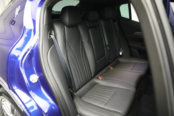 New 2023 Maserati Grecale GT for sale $72,095 at Alfa Romeo of Greenwich in Greenwich CT 06830 23