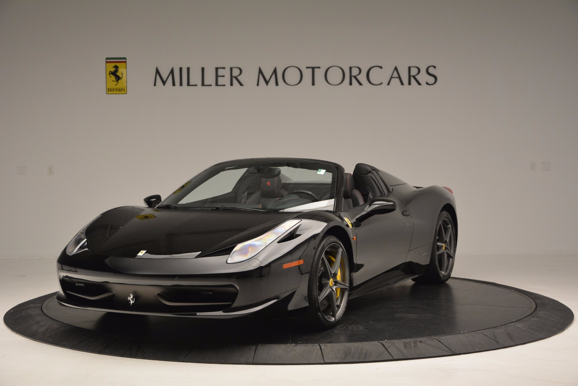 Used 2014 Ferrari 458 Spider for sale Sold at Alfa Romeo of Greenwich in Greenwich CT 06830 1