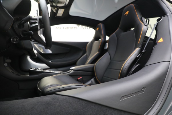 Used 2023 McLaren GT Luxe for sale $179,900 at Alfa Romeo of Greenwich in Greenwich CT 06830 24