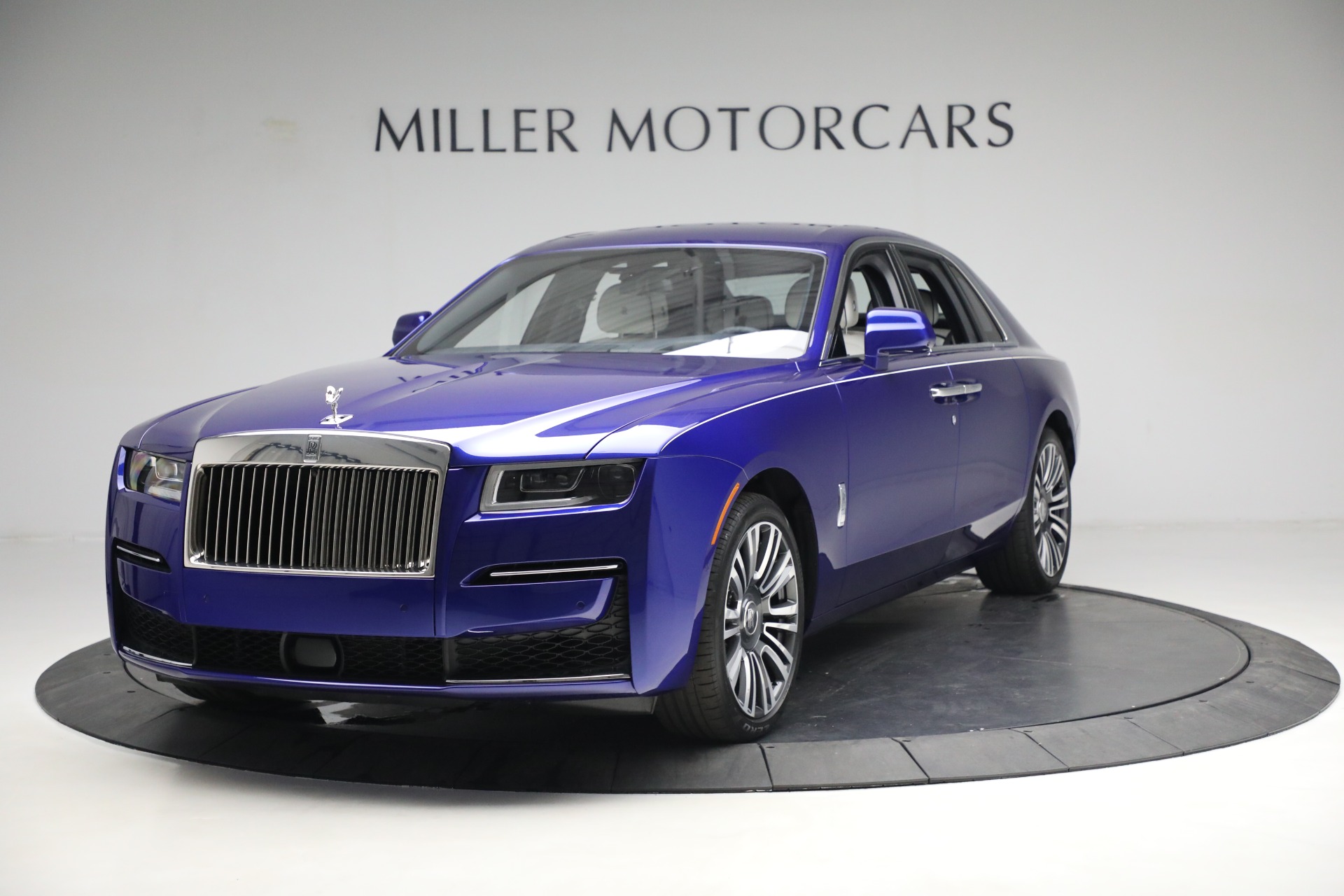 New 2023 Rolls-Royce Ghost for sale $400,350 at Alfa Romeo of Greenwich in Greenwich CT 06830 1