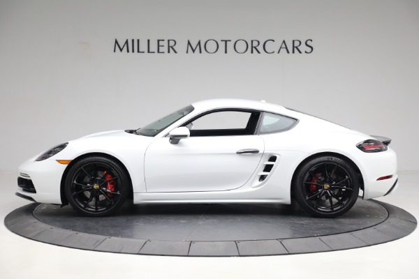 Used 2022 Porsche 718 Cayman S for sale Sold at Alfa Romeo of Greenwich in Greenwich CT 06830 3