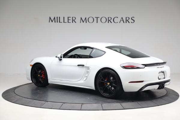 Used 2022 Porsche 718 Cayman S for sale Sold at Alfa Romeo of Greenwich in Greenwich CT 06830 4