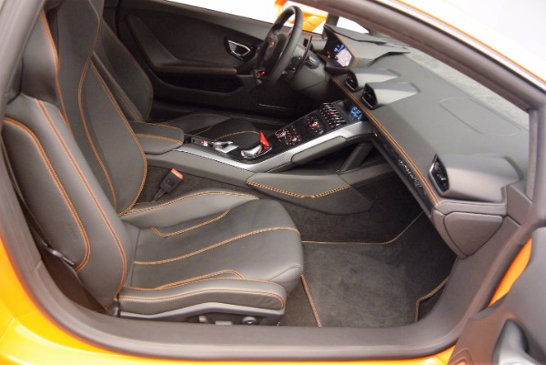 Used 2015 Lamborghini Huracan LP 610-4 for sale Sold at Alfa Romeo of Greenwich in Greenwich CT 06830 18