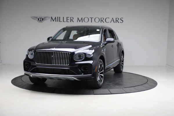 New 2023 Bentley Bentayga EWB V8 for sale $259,345 at Alfa Romeo of Greenwich in Greenwich CT 06830 14