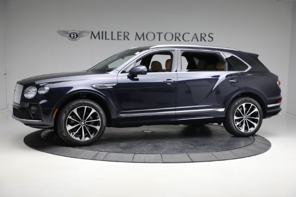 New 2023 Bentley Bentayga EWB V8 for sale $259,345 at Alfa Romeo of Greenwich in Greenwich CT 06830 3