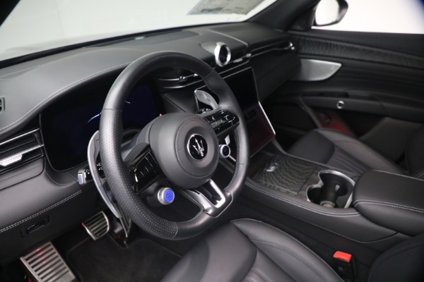 Used 2023 Maserati Grecale GT for sale $40,900 at Alfa Romeo of Greenwich in Greenwich CT 06830 21