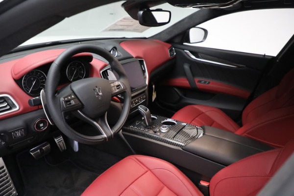 New 2023 Maserati Ghibli Modena Q4 for sale $111,055 at Alfa Romeo of Greenwich in Greenwich CT 06830 15