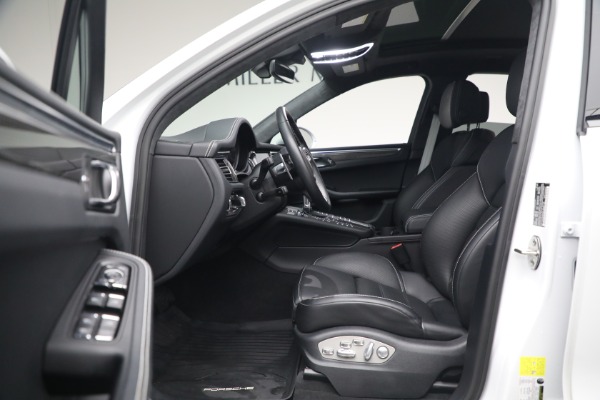 Used 2021 Porsche Macan Turbo for sale $84,900 at Alfa Romeo of Greenwich in Greenwich CT 06830 14