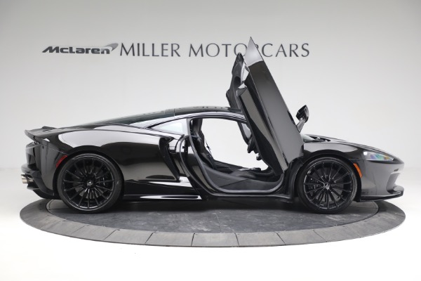 Used 2021 McLaren GT Luxe for sale $195,900 at Alfa Romeo of Greenwich in Greenwich CT 06830 21