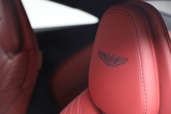 Used 2019 Aston Martin DB11 V8 for sale $129,900 at Alfa Romeo of Greenwich in Greenwich CT 06830 16
