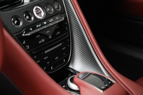 Used 2019 Aston Martin DB11 V8 for sale $129,900 at Alfa Romeo of Greenwich in Greenwich CT 06830 20