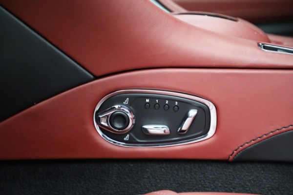 Used 2019 Aston Martin DB11 V8 for sale $129,900 at Alfa Romeo of Greenwich in Greenwich CT 06830 21