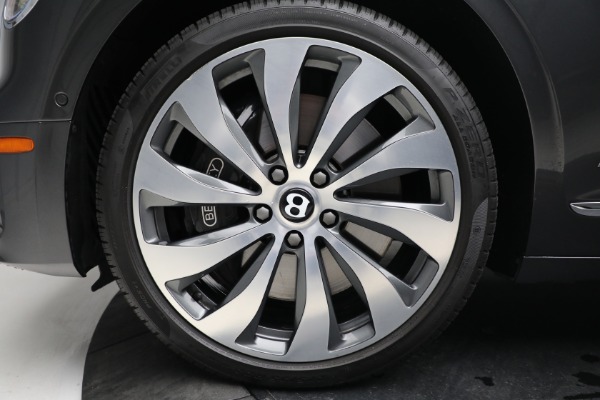 Used 2022 Bentley Flying Spur W12 for sale $249,900 at Alfa Romeo of Greenwich in Greenwich CT 06830 17