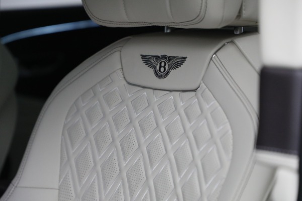 Used 2022 Bentley Flying Spur W12 for sale $249,900 at Alfa Romeo of Greenwich in Greenwich CT 06830 23