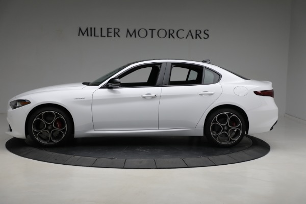 New 2023 Alfa Romeo Giulia Veloce for sale Sold at Alfa Romeo of Greenwich in Greenwich CT 06830 3