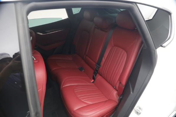 Used 2023 Maserati Levante GT for sale $42,900 at Alfa Romeo of Greenwich in Greenwich CT 06830 22