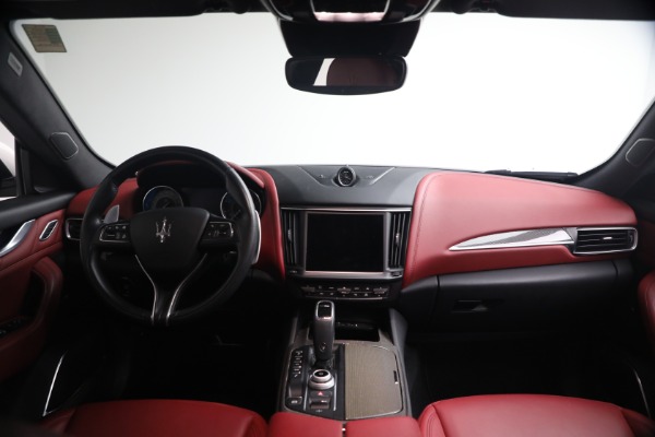 Used 2023 Maserati Levante GT for sale $42,900 at Alfa Romeo of Greenwich in Greenwich CT 06830 23