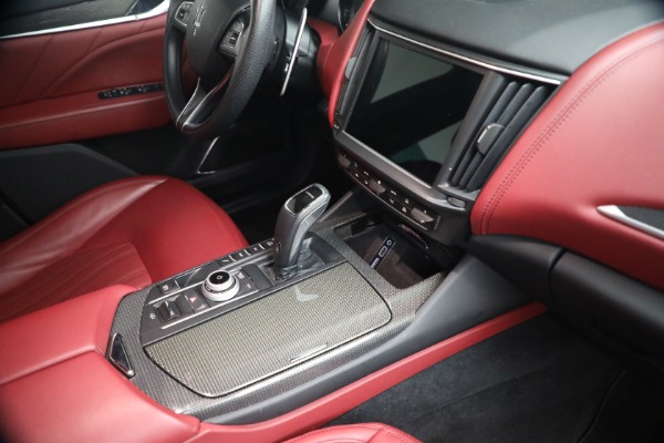 Used 2023 Maserati Levante GT for sale $42,900 at Alfa Romeo of Greenwich in Greenwich CT 06830 27