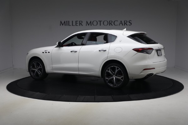 Used 2023 Maserati Levante GT for sale $42,900 at Alfa Romeo of Greenwich in Greenwich CT 06830 4
