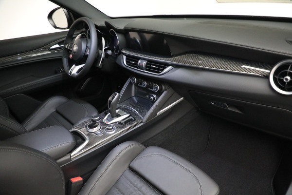 New 2023 Alfa Romeo Stelvio Quadrifoglio for sale $91,670 at Alfa Romeo of Greenwich in Greenwich CT 06830 19