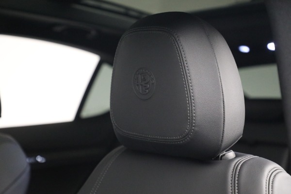 New 2023 Alfa Romeo Stelvio Quadrifoglio for sale $91,670 at Alfa Romeo of Greenwich in Greenwich CT 06830 24
