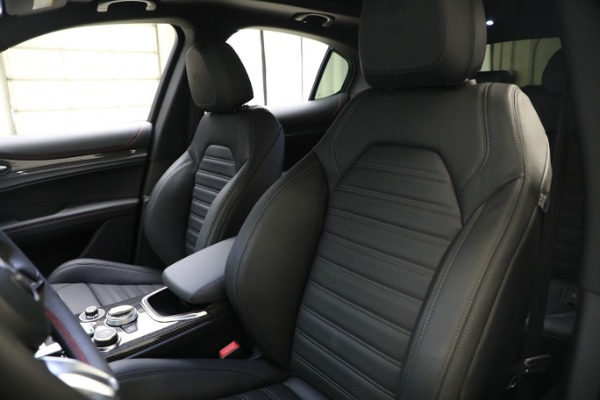 New 2023 Alfa Romeo Stelvio Estrema for sale Call for price at Alfa Romeo of Greenwich in Greenwich CT 06830 18
