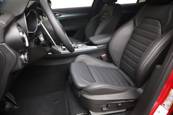 New 2023 Alfa Romeo Stelvio Veloce for sale $60,940 at Alfa Romeo of Greenwich in Greenwich CT 06830 14